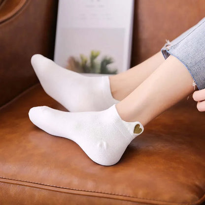 4 Pairs Lot Fashion Socks Women 2022 New Spring Cotton Color Novelty Girls Cute Heart Embroidery Casual Funny Ankle Socks Pack